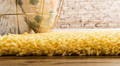 Unique Loom Solid Shag Collection Area Rug (2' 6" x 16' 5" Runner, Tuscan Sun Yellow)