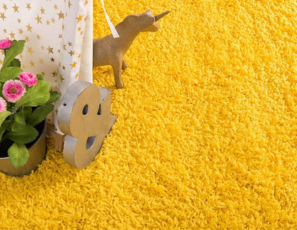 Unique Loom Solid Shag Collection Area Rug (7' 1" x 10' Rectangle, Tuscan Sun Yellow)