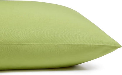 Amazon Basics Lightweight Microfiber 4-Piece Bed Sheet Set, Oliver Light, Solid, King