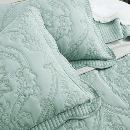 CHIXIN Oversized King Bedspread 128x120 Extra Wide - Lightweight Bedding Cover - Beautiful Stitching - 5 Piece Reversible Bedspread - Gorgeous Damask Paisley Pattern (King/Cal King, Seaglass)