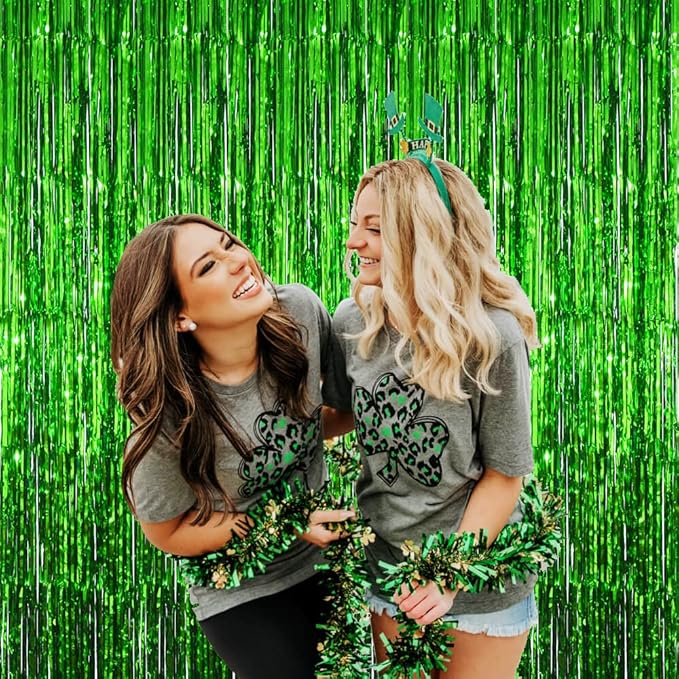 GOER 3.2 ft x 9.8 ft Metallic Tinsel Foil Fringe Curtains Party Photo Backdrop Party Streamers for St. Patrick's Day,Graduation,New Year Eve Decorations Christmas Wedding Decor (Green,4 Packs)