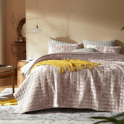 LEAONME Velvet Quilt Full/Queen Size-90''x98'', Lightweight Dusty Pink Comforter Set with 2 Pillow Shams, Soft Bedspread Coverlet Quilted Bedding Set for All Season