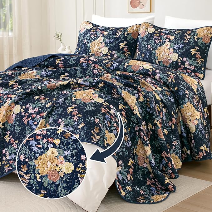 WONGS BEDDING Quilt King Size, Navy Blue Quilt Bedding Set with 2 Pillowcases, Botanical Quilt for King Bed, Soft Microfiber Lightweight Coverlet Bedspread for All Season (110"×90", 3 Pieces)