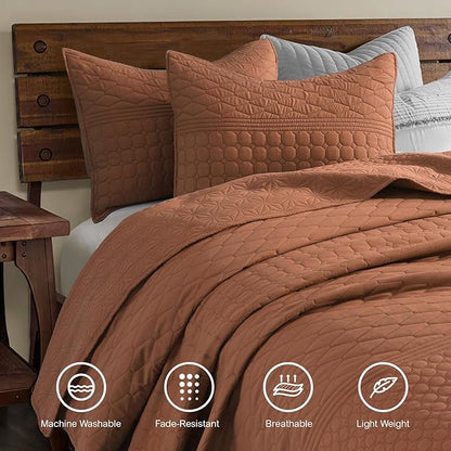 HORIMOTE HOME Burnt Orange Twin Size Quilt Set - Soft Microfiber Bedspread with 1 Sham, Lightweight & All-Season Geometric Coverlet for Cozy Bedding