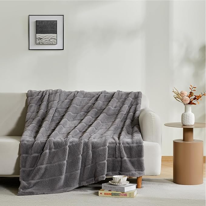 Sophia & William Throw Blanket for Couch Sofa(90x90 Inches) - Faux Fur Throw Soft Cozy, Gifts for Women, Grey