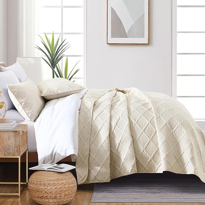 Yiran Quilt King Size Beige Summer Bedspreads Bedding Set 3 Pieces Thin Lightweight Microfiber Coverlet with 2 Pillow Shams for All Season