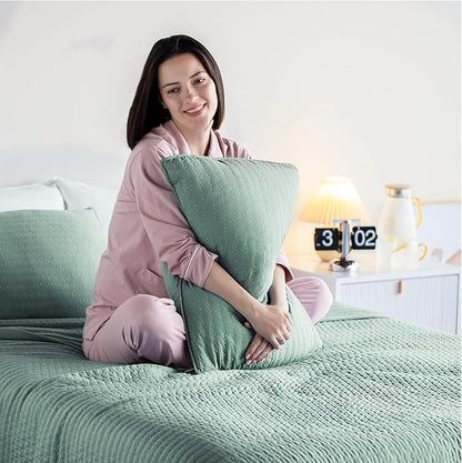 KASENTEX Queen XL Quilt Set 98"x98" – Soft Washed 3-Layer Lightweight Bedspread, Minimalist Nordic Design, All-Season Spring & Summer Quilt Set (1 Quilt + 2 Pillow Shams), Green