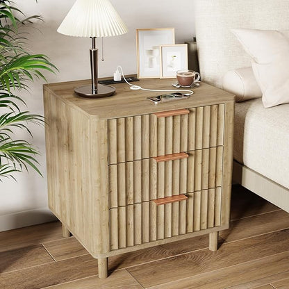 Fluted Nightstand with Charging Station, Multifunctional 3 Drawers Storage Bedside Table, Solid Wood Modern Nightstand, Curved Profile Design, End Table for Indoor Room Bedroom Office, Oak