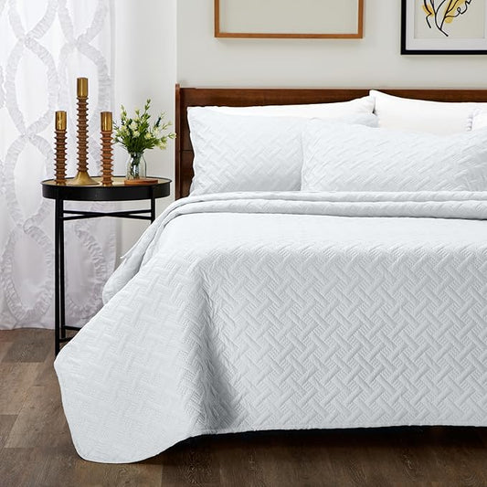 Cosy House Collection Luxury Rayon Derived from Bamboo 3-Piece Quilt Set - Ultra Soft Quilted Coverlet Bedspread - Classic Weave Stitch - Includes Quilt and 2 Pillow Shams (Full/Queen, White)