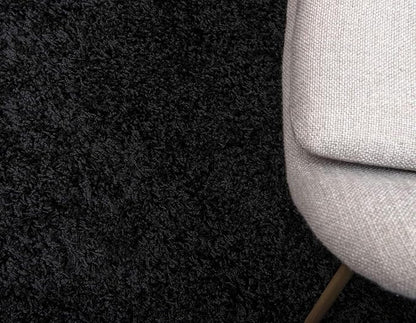 Unique Loom Solid Shag Collection Area Rug (7' 10" Round, Jet Black)