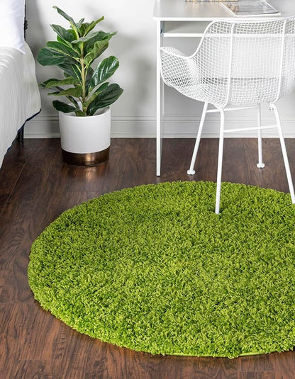 Unique Loom Solid Shag Collection Area Rug (6' 1" Round, Grass Green)