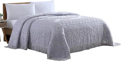 Beatrice Home Fashions Medallion Chenille Bedspread, Twin, Lavender