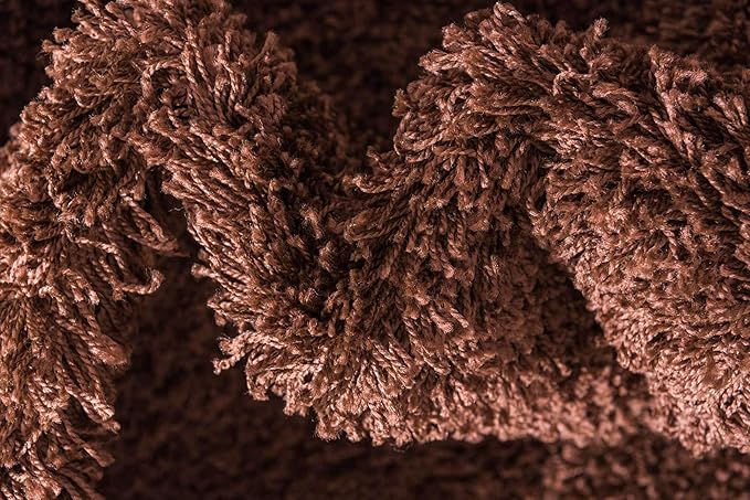 Unique Loom Solid Shag Collection Area Rug (6' 1" x 9' Rectangle, Chocolate Brown)
