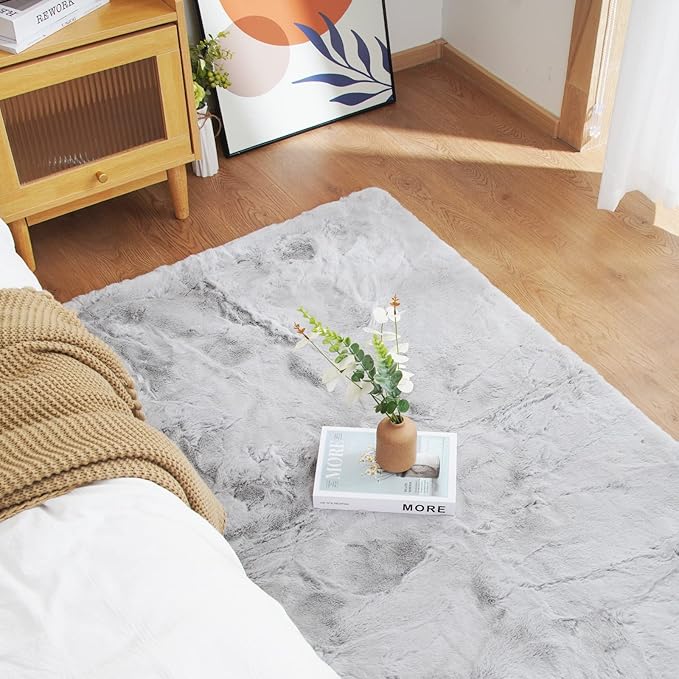 Latepis Grey Accent 4x6 Area Rug Plush Shaggy Rugs Washable Faux Rabbit Fur Rugs Fuzzy Shag Large Rug for Bedroom Dorm Nursery Luxury Home Decor Sheepskin