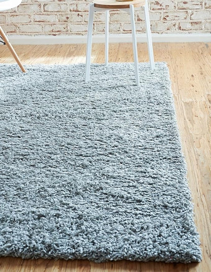 Unique Loom Solid Shag Collection Area Rug (4' 1" x 6' 1" Rectangle, Cloud Gray)