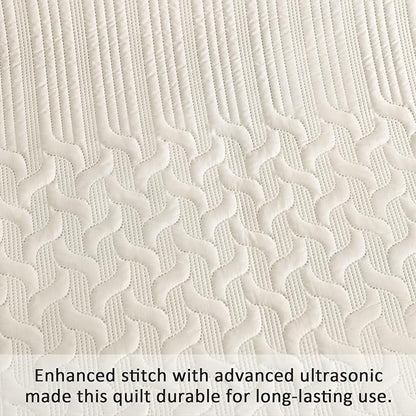 Yiran Beige Quilt Set King Size Lightweight Bedspread Ultrasonic Wave Pattern Soft Microfiber Coverlet for All Season Modern Style 3 Piece Bed Cover Sets with 2 Pillow Shams (106"x96")