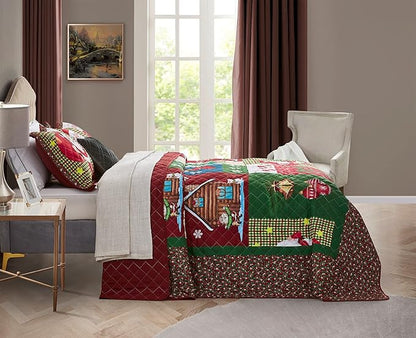 CHIXIN Christmas Oversized Bedspread King Size, Santa Claus Pattern Bedding Quilt, Rustic Lodge Plaid Patchwork Coverlet Set, Lightweight & Soft Microfiber, 3 Piece, King/Cal King