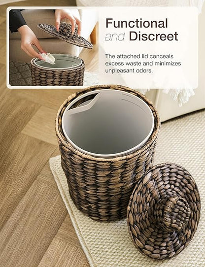2 Gallons Wicker Waste Basket - Water Hyacinth Bathroom Trash Can - Garbage Can with Lid Boho Style - Wicker Trash Can with Lid for Bedroom, Kitchen - Removable Liner, Handwoven (Black Color)