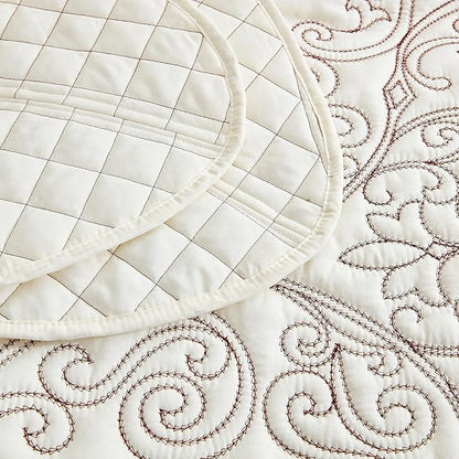 CHIXIN Oversized Bedspread Coverlet Set King Size - Lightweight Bedding Cover - Beautiful Stitching - 5 Piece Reversible Bedspread - Luxury Damask Paisley Pattern (King, Ivory)