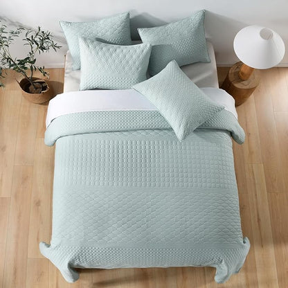 HORIMOTE HOME Sprout Green Twin Size Quilt Set - Soft Microfiber Bedspread with 1 Sham, Lightweight & All-Season Geometric Coverlet for Cozy Bedding
