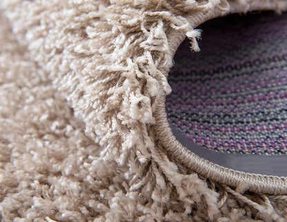 Unique Loom Solid Shag Collection Area Rug (6' 1" Round, Taupe)