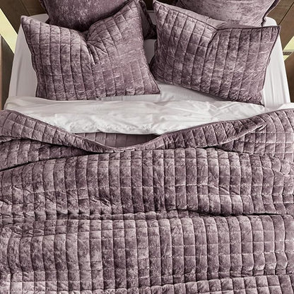 RECYCO Luxury Velvet Quilt Set King Size Bedding Sets, Ultra Soft Velvet Comforter Set, Lightweight Grid Box Stitch Oversized Bedspread Coverlet for All Season, with 2 Shams, Purple
