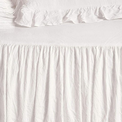 Lush Decor Ruffle Skirt Bedspread Set - 3-Piece Luxurious Farmhouse Bedding - Elegant Ruffle Detail - Timeless Style - Soft Lightweight Sheets - King, White