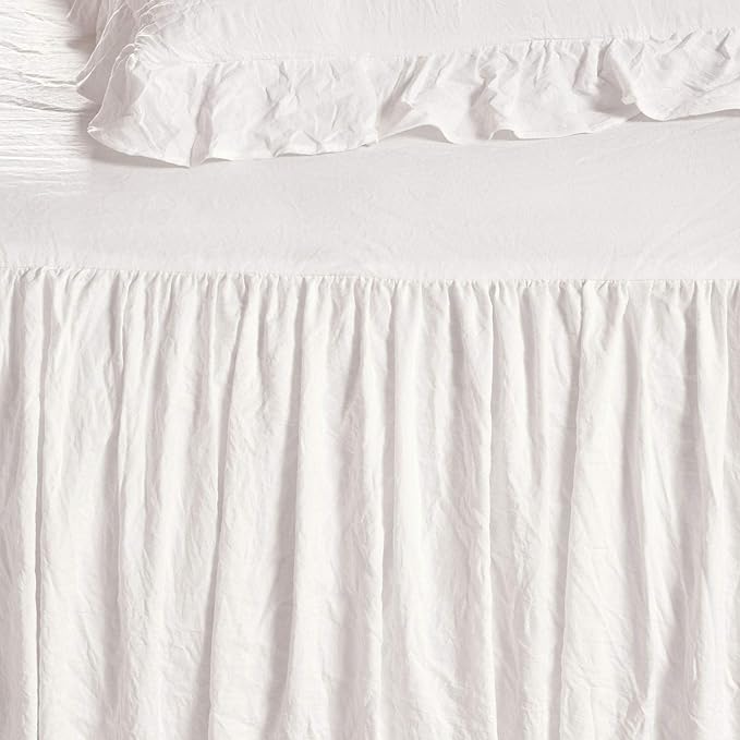 Lush Decor Ruffle Skirt Bedspread Set - 3-Piece Luxurious Farmhouse Bedding - Elegant Ruffle Detail - Timeless Style - Soft Lightweight Sheets - Queen, White