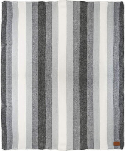 Qisu Ecuadorian Wool Blanket . Queen, Beautiful, Warm Throws | Hand-Woven Craftsmanship | Soft, Hypoallergenic and Breathable | Non-Itchy or Scratchy