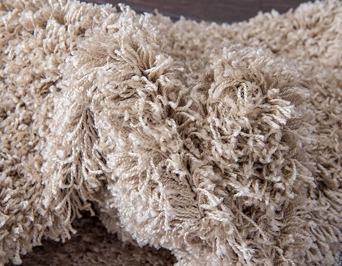 Unique Loom Solid Shag Collection Area Rug (4' 1" x 6' 1" Rectangle, Taupe)