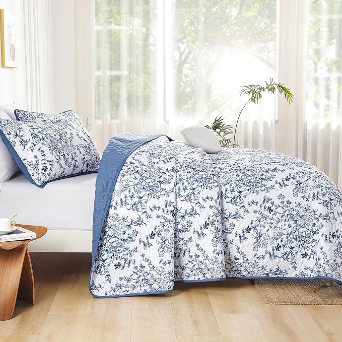 WONGS BEDDING Quilt Full Size, Blue Quilt Bedding Set with 2 Pillowcases, Botanical Quilt for Full Bed, Soft Microfiber Lightweight Coverlet Bedspread for All Season (78"×90", 3 Pieces)