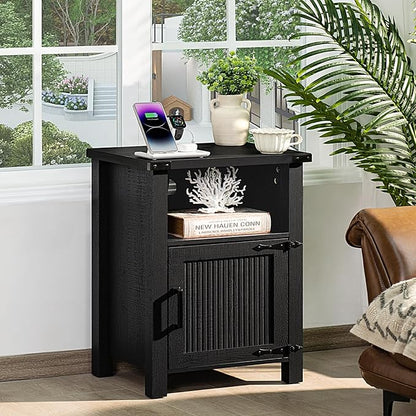 Joaxswe Night Stand Set of 2, 18 Inch Farmhouse Nightstand with with Charging Station and USB Port, Rustic Couch End Table with Magnetic Door, Wood Bed Side Tables for Bedroom, Home, Black