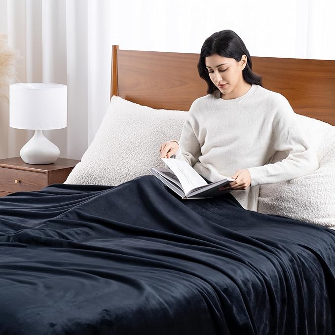 Luxury Fleece Warm Blanket, Soft Lightweight Velvety Plush Blanket for Sofa and Bed, Cozy Comfy for All Seasons(Black, 90×90 Inches)