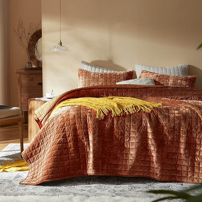 LEAONME Velvet Quilt Oversized California King-120''x120'', Lightweight Burnt Orange Velvet Comforter Set with 2 Pillow Shams, Oversized Bedspread Coverlet Quilted Bedding Set for All Season