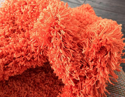 Unique Loom Solid Shag Collection Area Rug (3' 3" x 5' 3" Rectangle, Tiger Orange)