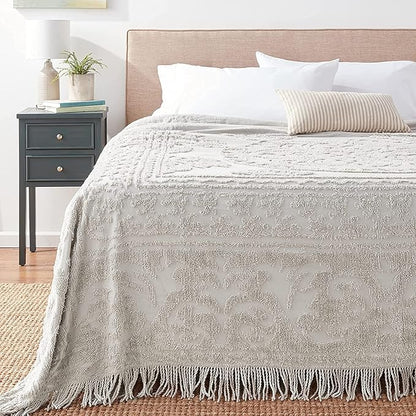 Beatrice Home Fashions Medallion Chenille Bedspread, Full, Gray