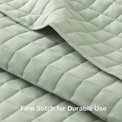 HORIMOTE HOME Asakusa Green Ruffled Quilt Set Queen Size, Geometric Square Stitched Pattern, Pre-Washed Farmhouse Shabby Chic Microfiber Lightweight Bedding Set Bedspread Coverlet for All Season