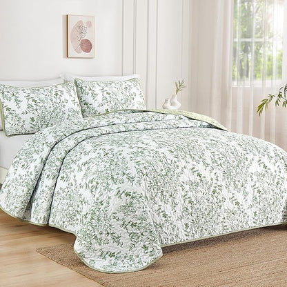 WONGS BEDDING Quilts Queen Size, Sage Green Quilt Bedding Set with 2 Pillowcases, Botanical Quilt for Queen Bed, Soft Microfiber Lightweight Coverlet Bedspread for All Season (96"×90", 3 Pieces)