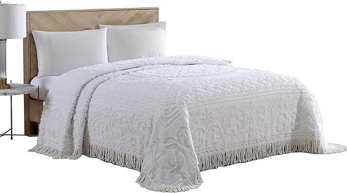 Beatrice Home Fashions Medallion Chenille Bedspread, Queen, White