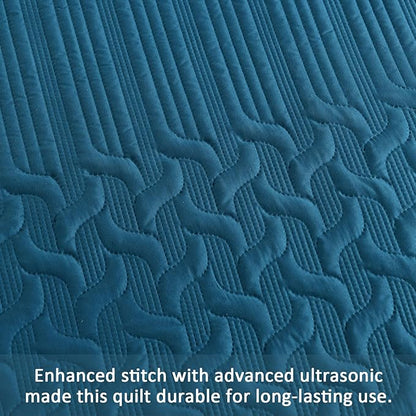 Yiran Teal Blue Quilt Set Queen Size Lightweight Bedspread Ultrasonic Wave Pattern Soft Microfiber Coverlet for All Season Modern Style 3 Piece Bed Cover Sets with 2 Pillow Shams (96"x90")
