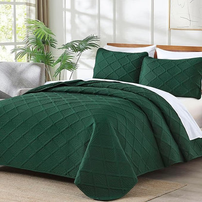 Yiran Quilts King Size, Emerald Green Spring Summer Bedspread Bedding Set, 3 Pieces Diamond Pattern Thin Lightweight Coverlet with 2 Pillow Shams for All Season 106x96 Inch