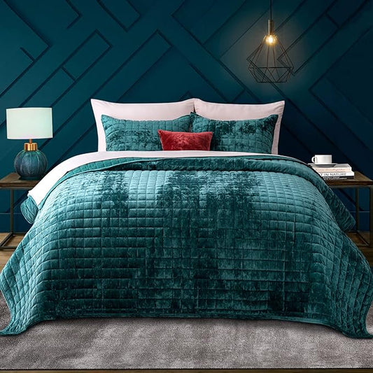 RECYCO Luxury Velvet Quilt Set Full Queen Size, Lightweight Velvet Comforter Set, Oversized Bedspread Coverlet Quilted Bedding Set, with 2 Matching Pillow Shams, for All Season, Teal