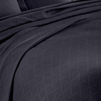 Superior 100% Cotton Basket Weave Bedspread with Shams, All-Season Premium Cotton Matelasse Jacquard Bedding, Quilted-Look Geometric Basket, Full, Navy Blue
