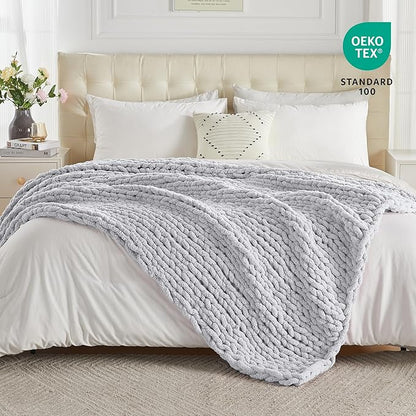 Carriediosa Chunky Knit Throw Blanket 60" X 80" Twin, 100% Hand Made Large Chenille Loop Yarn Soft Fluffy Throws for Couch Sofa Bed, Big Crochet Cozy Heavy Thick Cable Woven Blanket, Grey