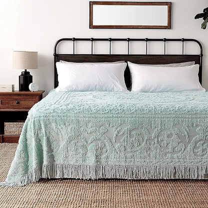 Beatrice Home Fashions Medallion Chenille Bedspread, King, Blue