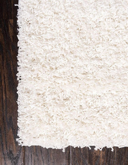 Unique Loom Solid Shag Collection Area Rug (6' 1" x 9' Rectangle, Snow White)