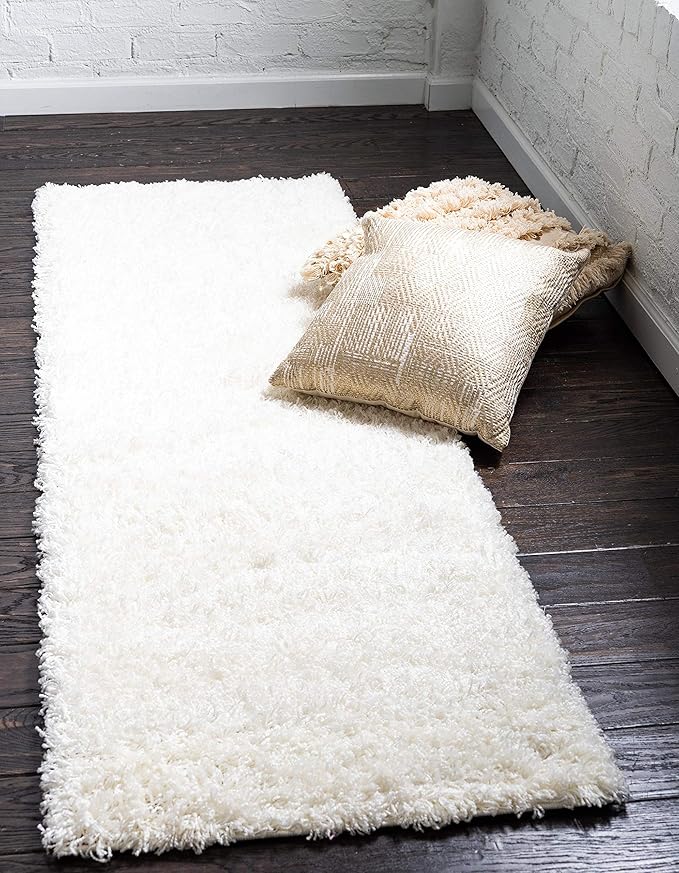 Unique Loom Solid Shag Collection Area Rug (2' 7" x 10' Runner, Snow White)