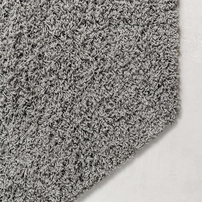 Unique Loom Solid Shag Collection Area Rug (6' 1" Octagon, Cloud Gray)