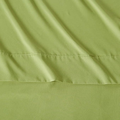 Amazon Basics Lightweight Microfiber 3-Piece Bed Sheet Set, Oliver Light, Solid, Twin XL