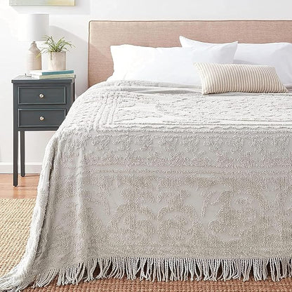 Beatrice Home Fashions Medallion Chenille Bedspread, Queen, Gray